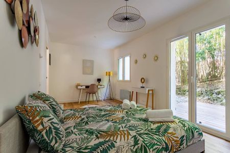 BEL APPARTEMENT AVEC VUE BASSIN ET TERRASSE AU PYLA-SUR-MER, 4 COUCHAGES