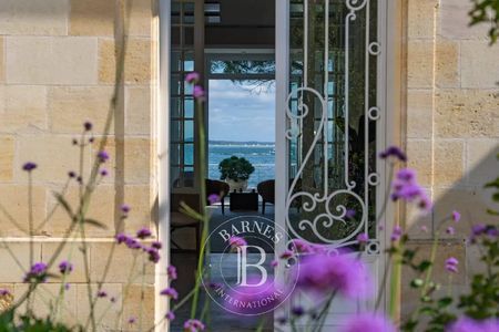 SOMPTUEUSE VILLA 