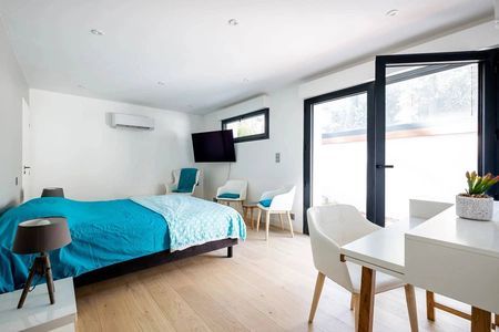 MAGNIFIQUE VILLA « EDEN » AU COEUR DU PYLA-SUR-MER, CAPACITÉ 16 PERSONNES