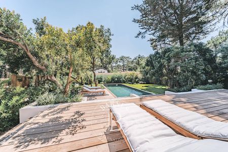 Location de villa de prestige au Cap Ferret, entre bassin et océan