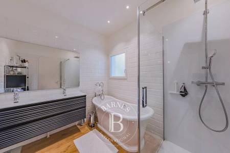 VILLA « CALYPSO » PROCHE DE LA PLAGE DES AMÉRICAINS AU CAP FERRET, AVEC PISCINE CHAUFFÉE ET CUISINE D’ÉTÉ – CAPACITÉ 12 PERSONNES