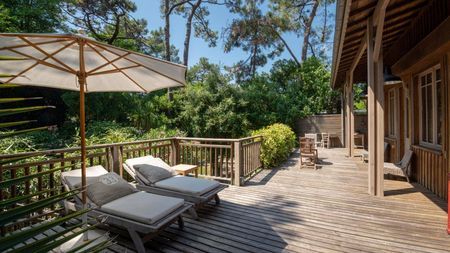 VILLA À LOUER CAP FERRET ESPRIT CABANE PROCHE VILLAGE DU CAP FERRET