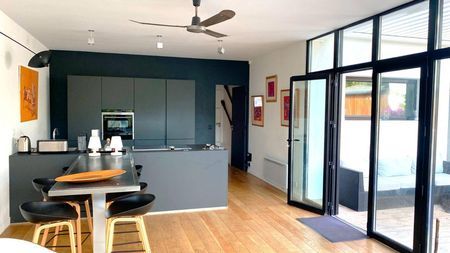 LOCATION SAISONNIERE VILLA 4 CHAMBRES