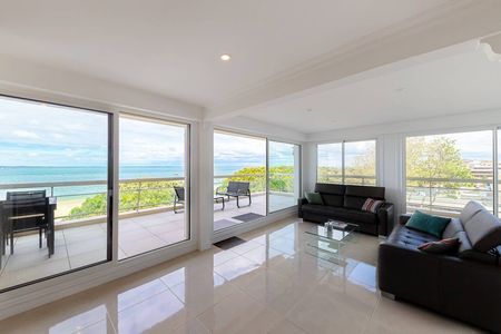 APPARTEMENT A LOUER AVEC 3 CHAMBRES HYPER CENTRE D'ARCACHON